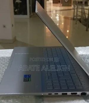 Photo - New Laptop Asus VivoBook 15 X505BA 16GB Intel Core I5 SSD 512GB