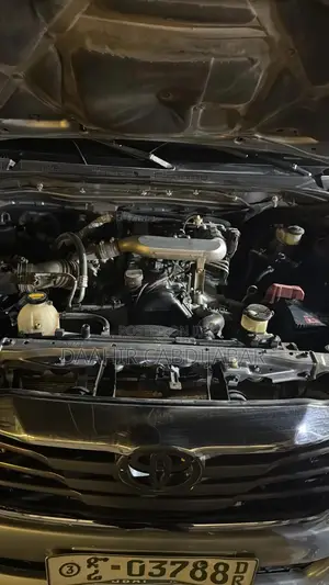 Toyota Hilux 2014 Gray