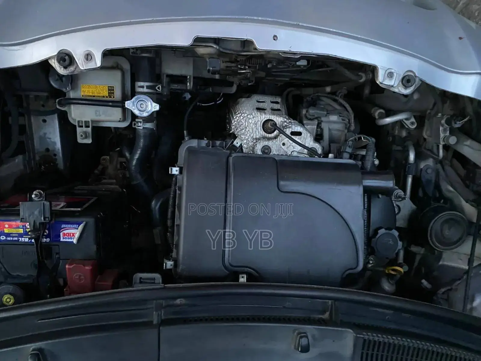 Toyota Yaris Base Hatchback 3dr 2010 Silver