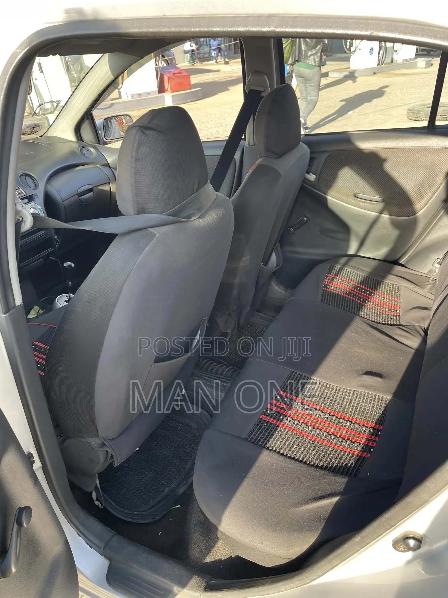 Toyota Vitz 1.0 FWD 3dr 2004 Silver