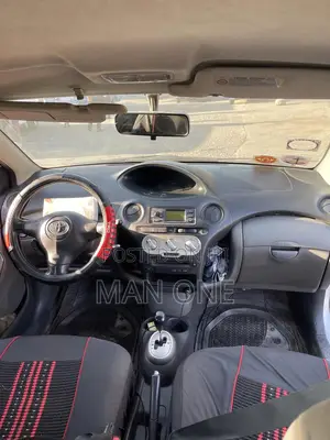 Toyota Vitz 1.0 FWD 3dr 2004 Silver