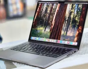 New Laptop Apple MacBook Pro M1 16GB Apple M1 SSD 512GB