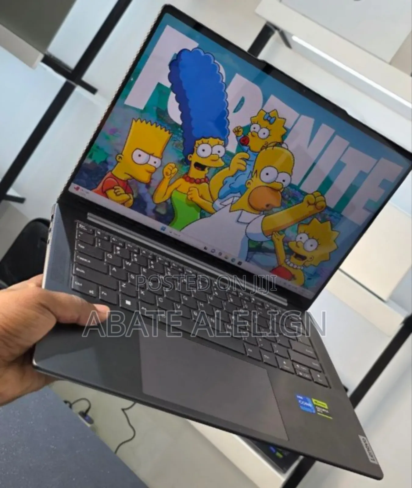 New Laptop Lenovo Yoga 700 32GB Intel Core I7 SSD 512GB