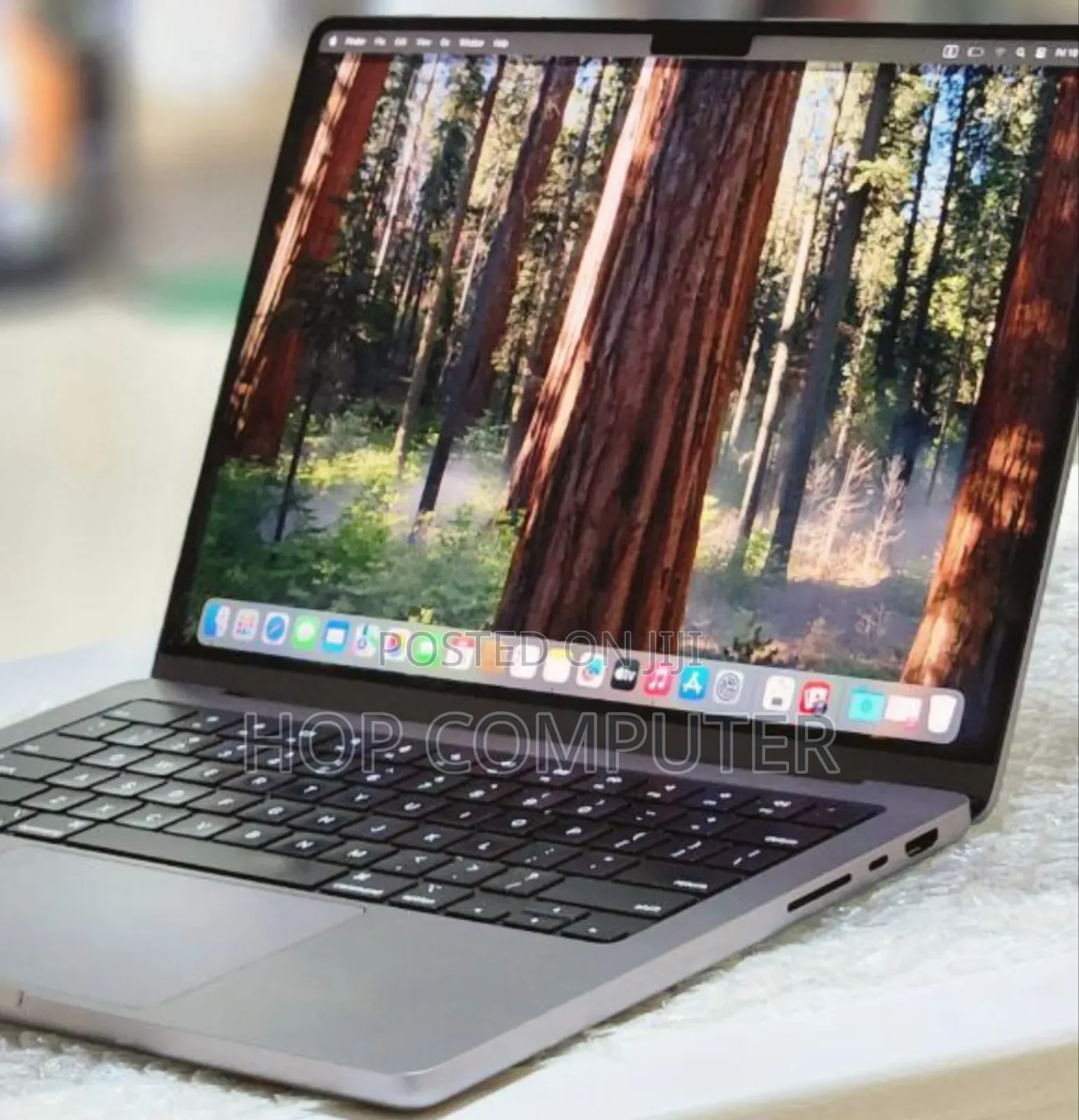 New Laptop Apple MacBook Pro M1 16GB Apple M1 Pro SSD 512GB