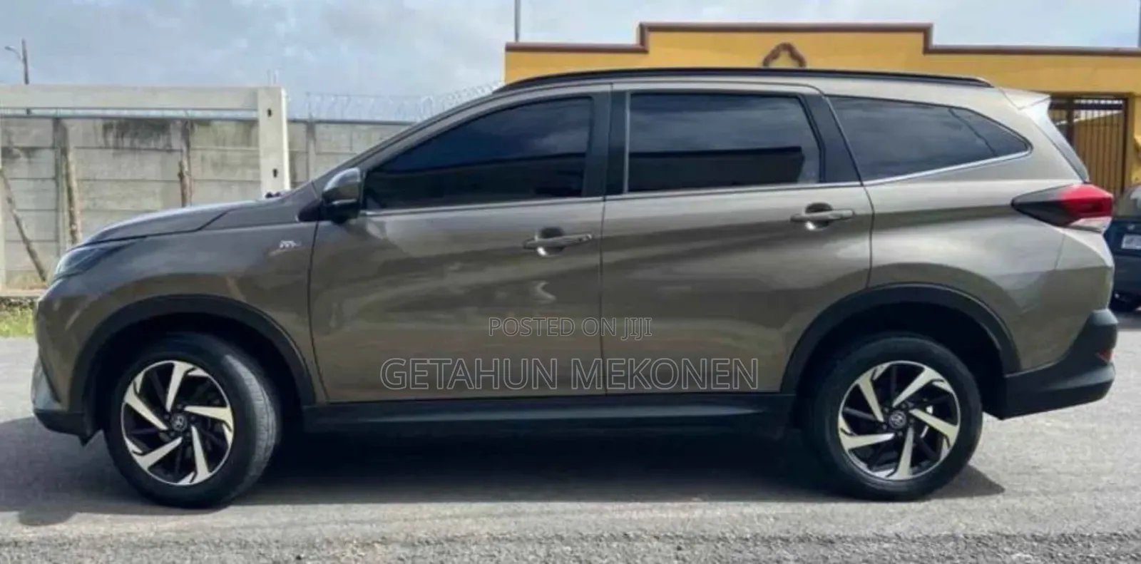 Toyota Rush 2022 Gray