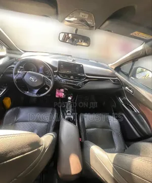 Toyota C-HR 2020 Gray