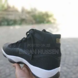 Jordan 11 Black New!