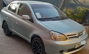 Toyota Platz 2003 Blue