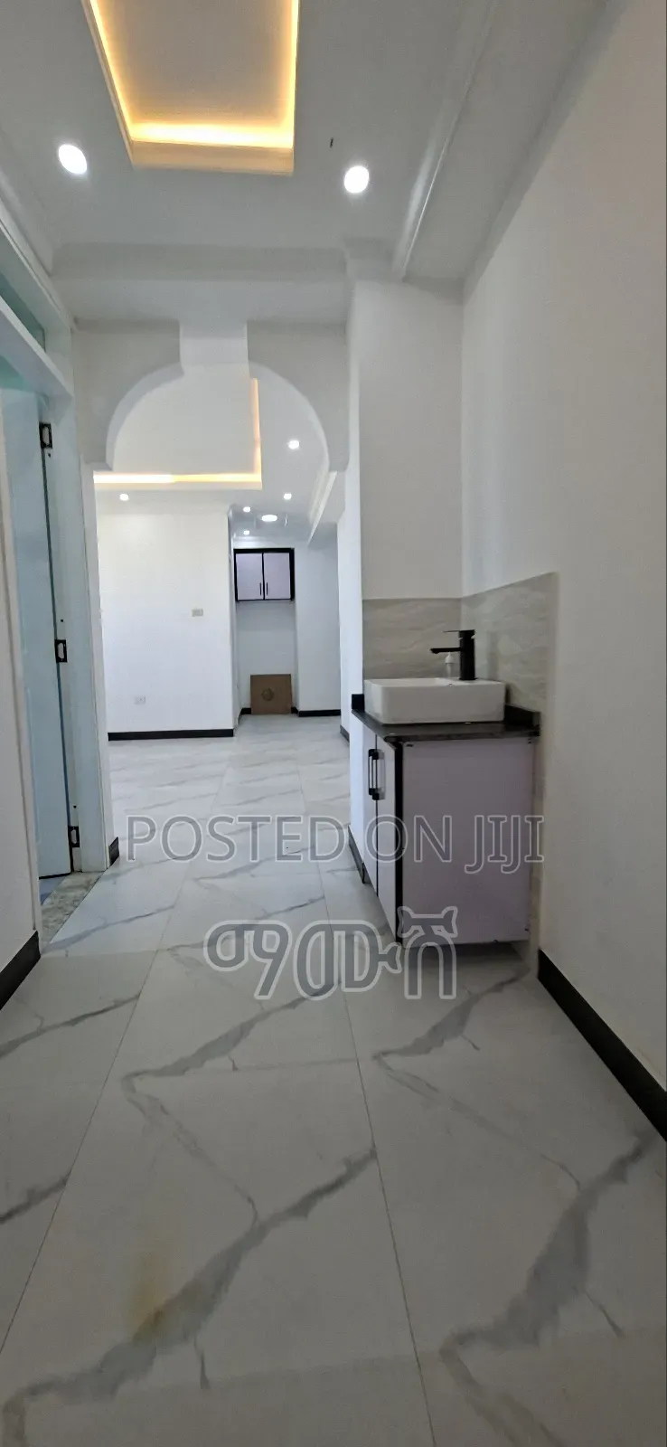 Furnished 2bdrm Condo in አያት 40/60 ኮንዶሚኒየም, Bole for sale