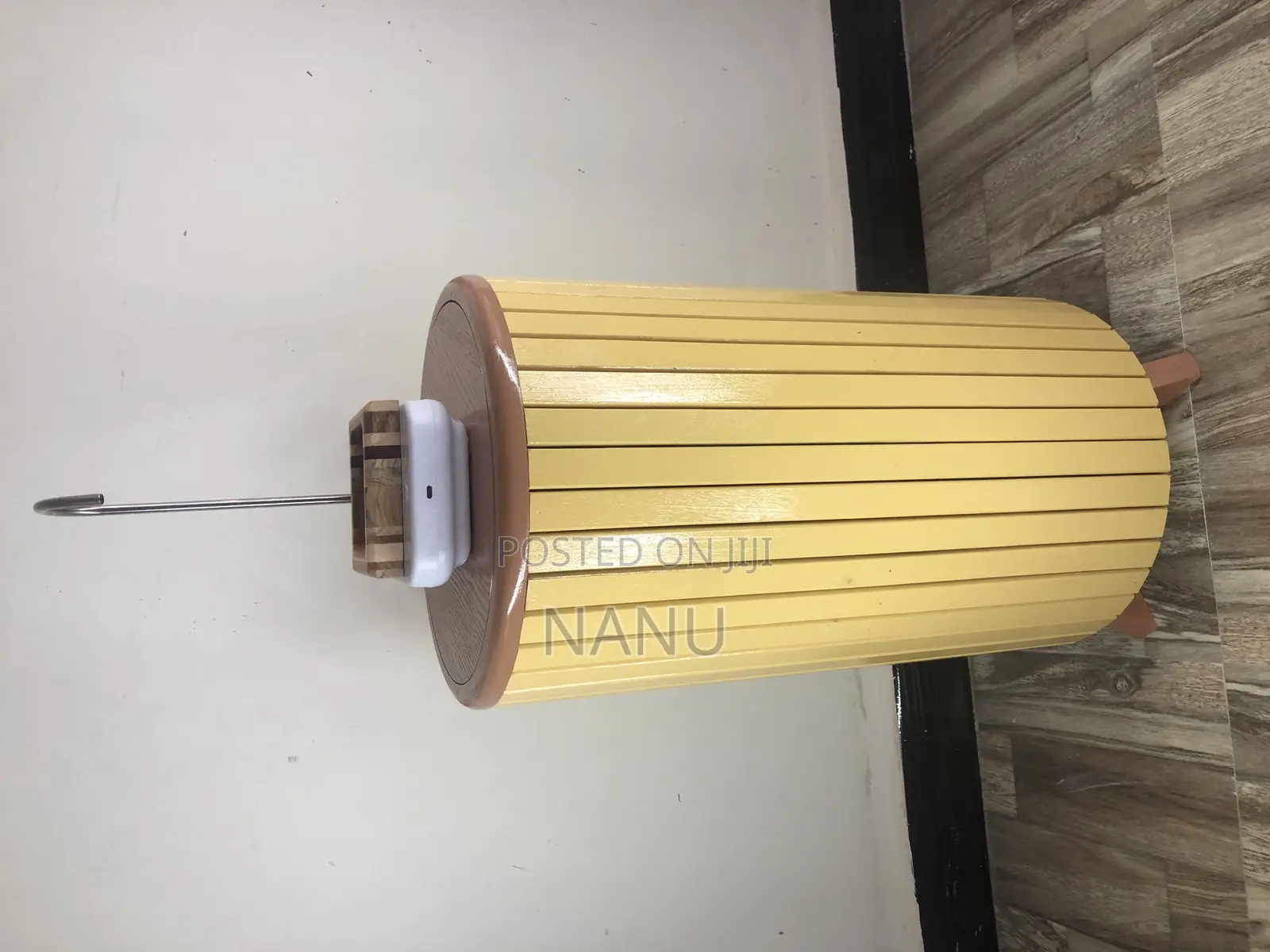 የዉሀ ጃር ማስቀመጫ