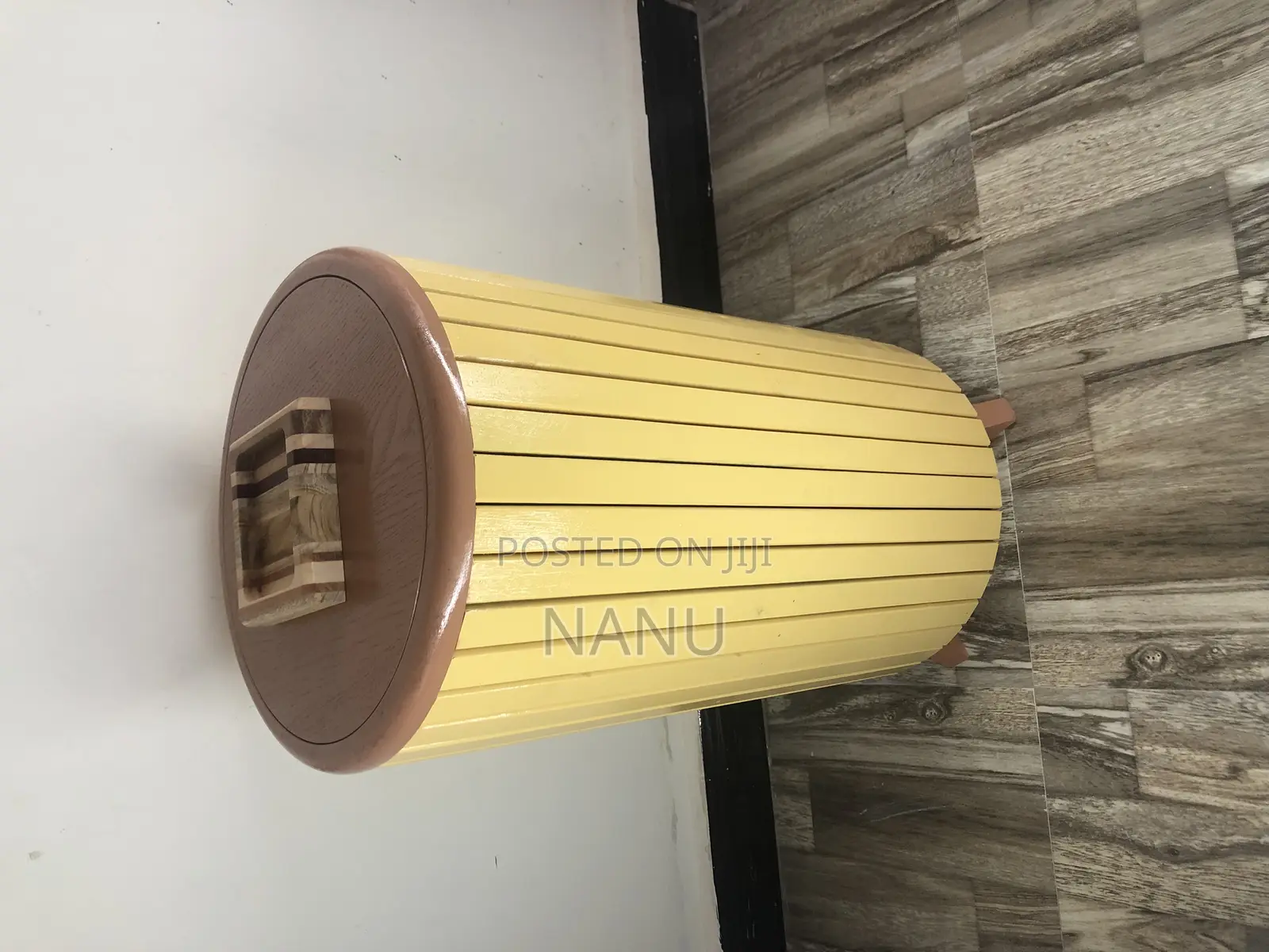 የዉሀ ጃር ማስቀመጫ