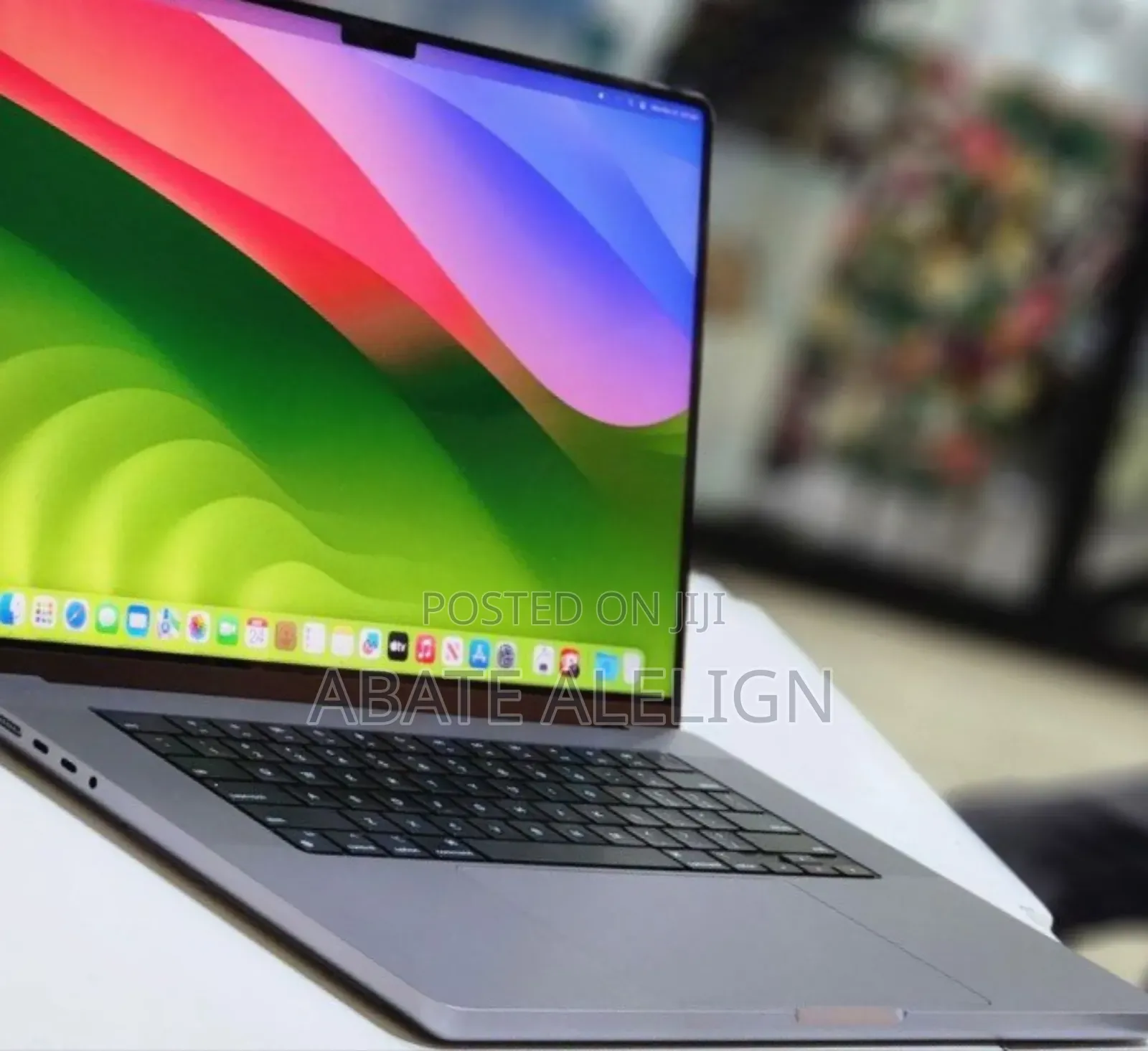 New Laptop Apple MacBook Pro M1 32GB Intel Core I5 SSD 512GB