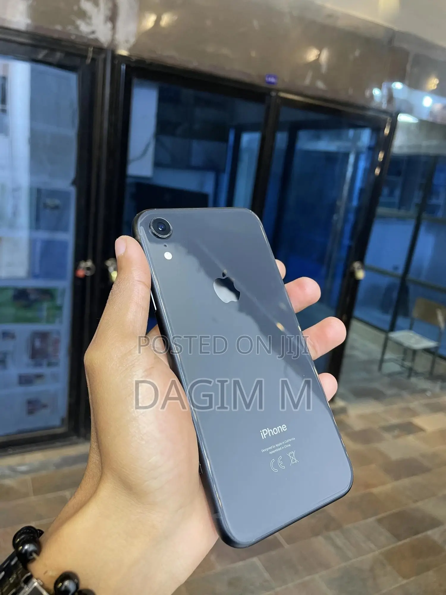 Apple iPhone XR 128 GB Gray