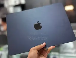 New Laptop Apple MacBook Air 2022 M2 8GB Intel Core I5 SSD 256GB