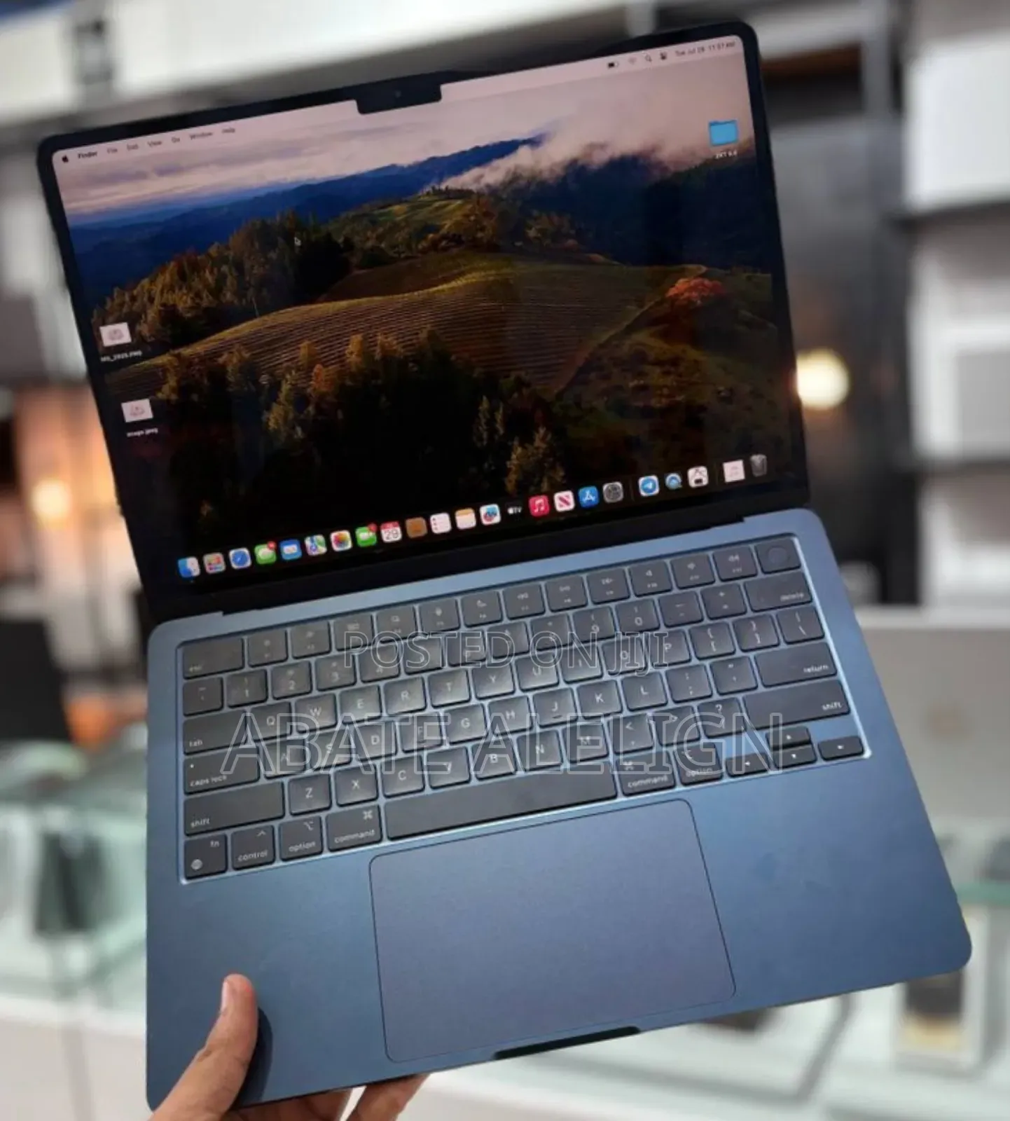 New Laptop Apple MacBook Air 2022 M2 8GB Intel Core I5 SSD 256GB