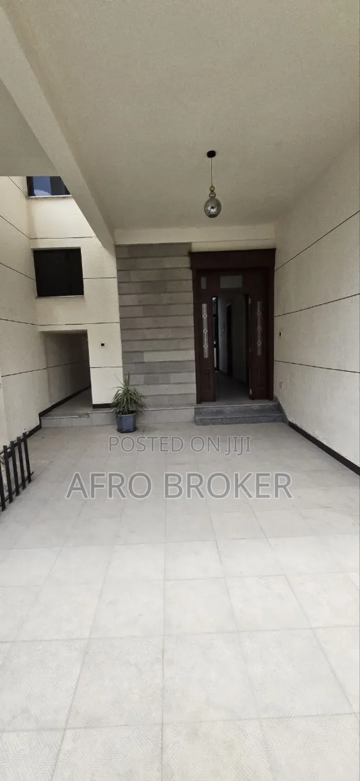 Furnished 5bdrm House in Lafto Medanyalem for sale