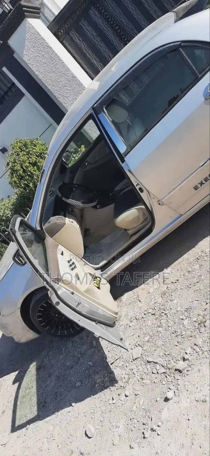 Toyota Corolla 2003 Beige