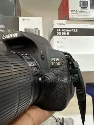 Canon Eos 700d 18-55mm DSLR Camera