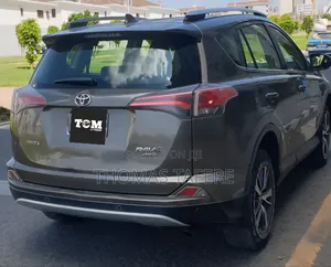Toyota RAV4 2016
