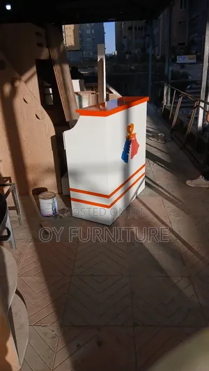 Photo - የካሸሪ ቴብል 90 * 100 * 40 Cm