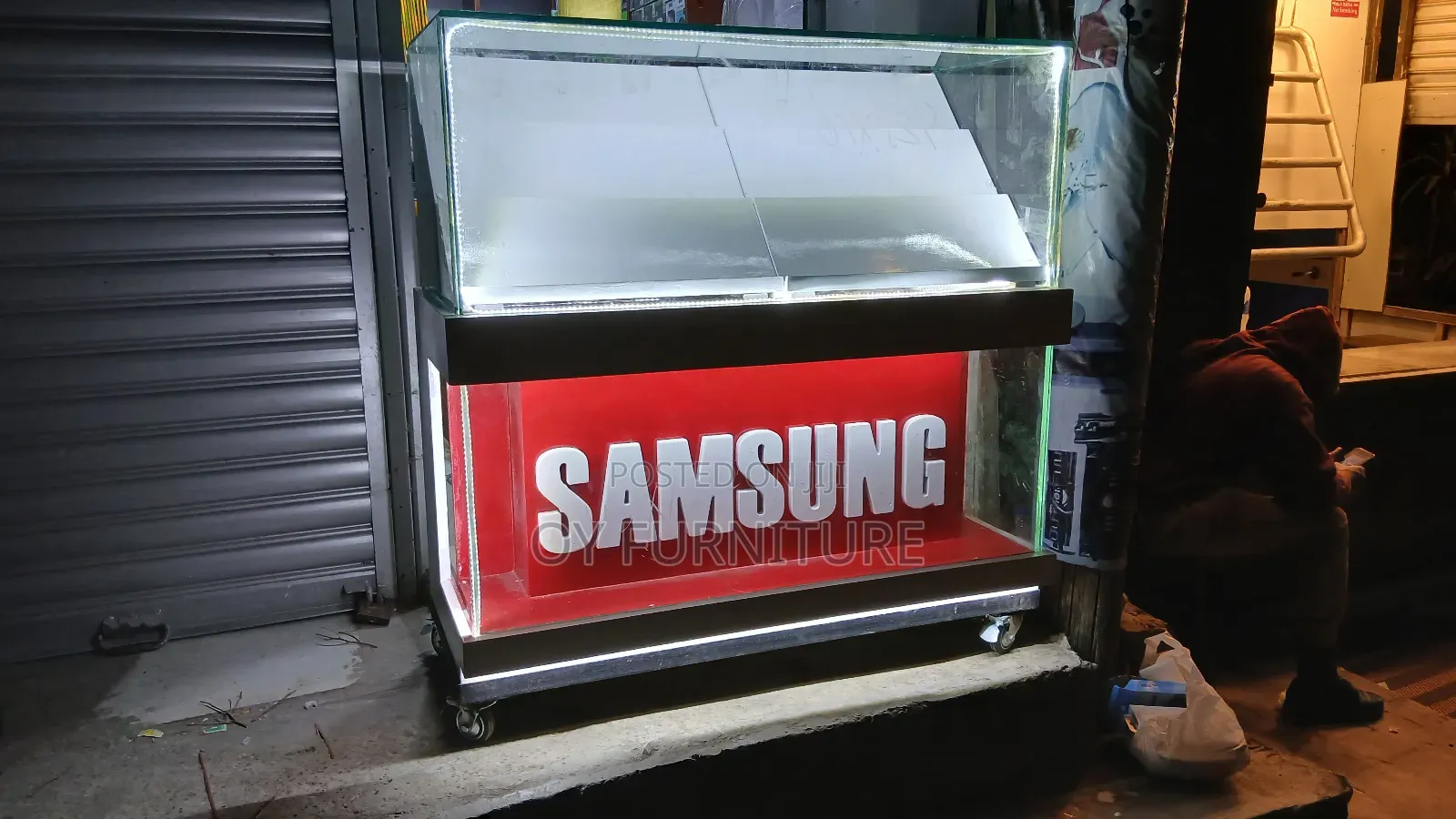 የሞበይል ድስፕለይ 120*45*110cm በጥራት የተሰራ