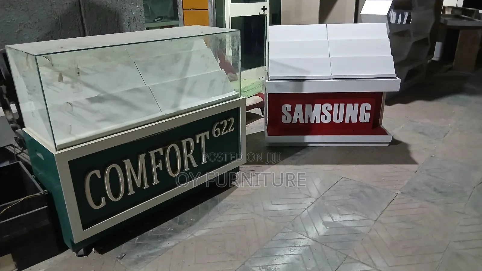 የሞበይል ድስፕለይ 120*45*110cm በጥራት የተሰራ