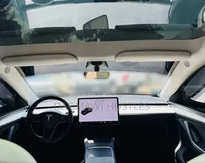 Tesla Model Y 2023 Black