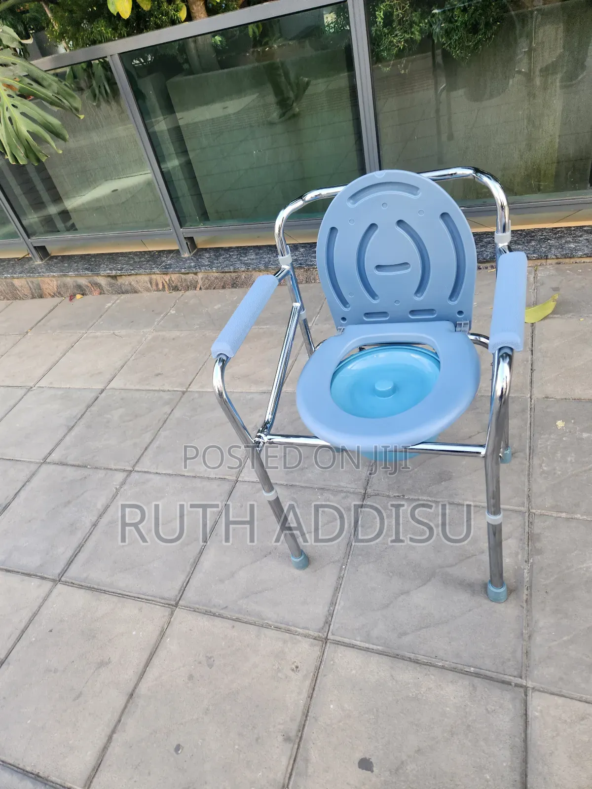 Folding Steel Bedside Commode Chair, Portable Toilet, Supports