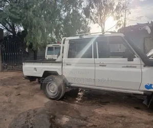 Toyota Land Cruiser 2018