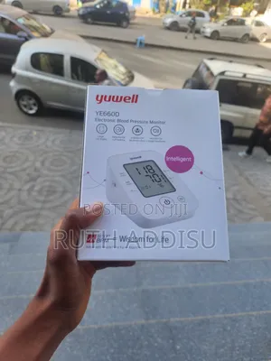 Photo - Yuwell Digital Blood Pressure Monitor肺部digital Blood Pressuer Monitor