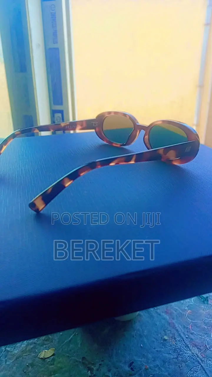 Le Specs Outta Love Sunglasses