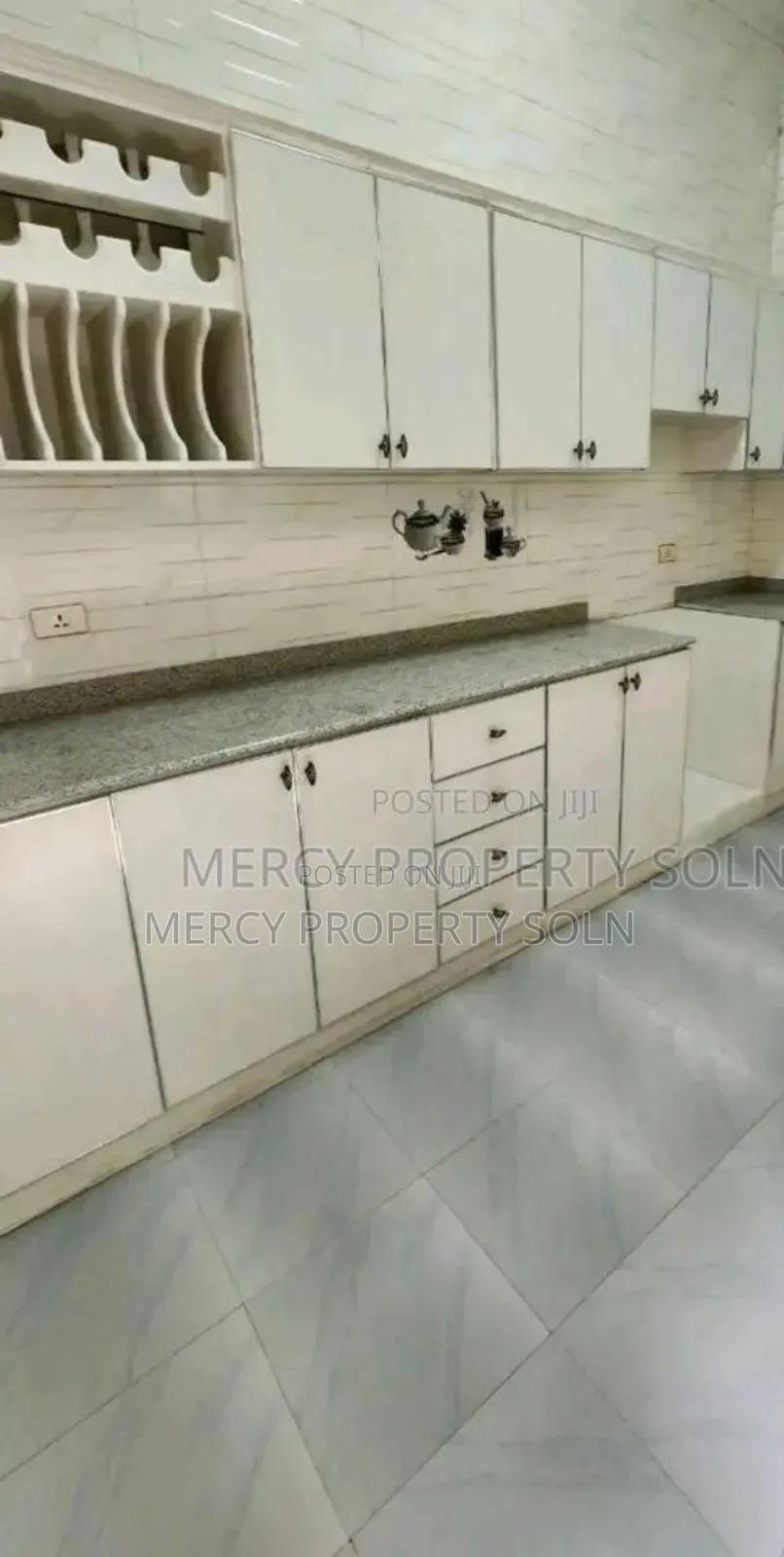 5bdrm House in Bole for sale