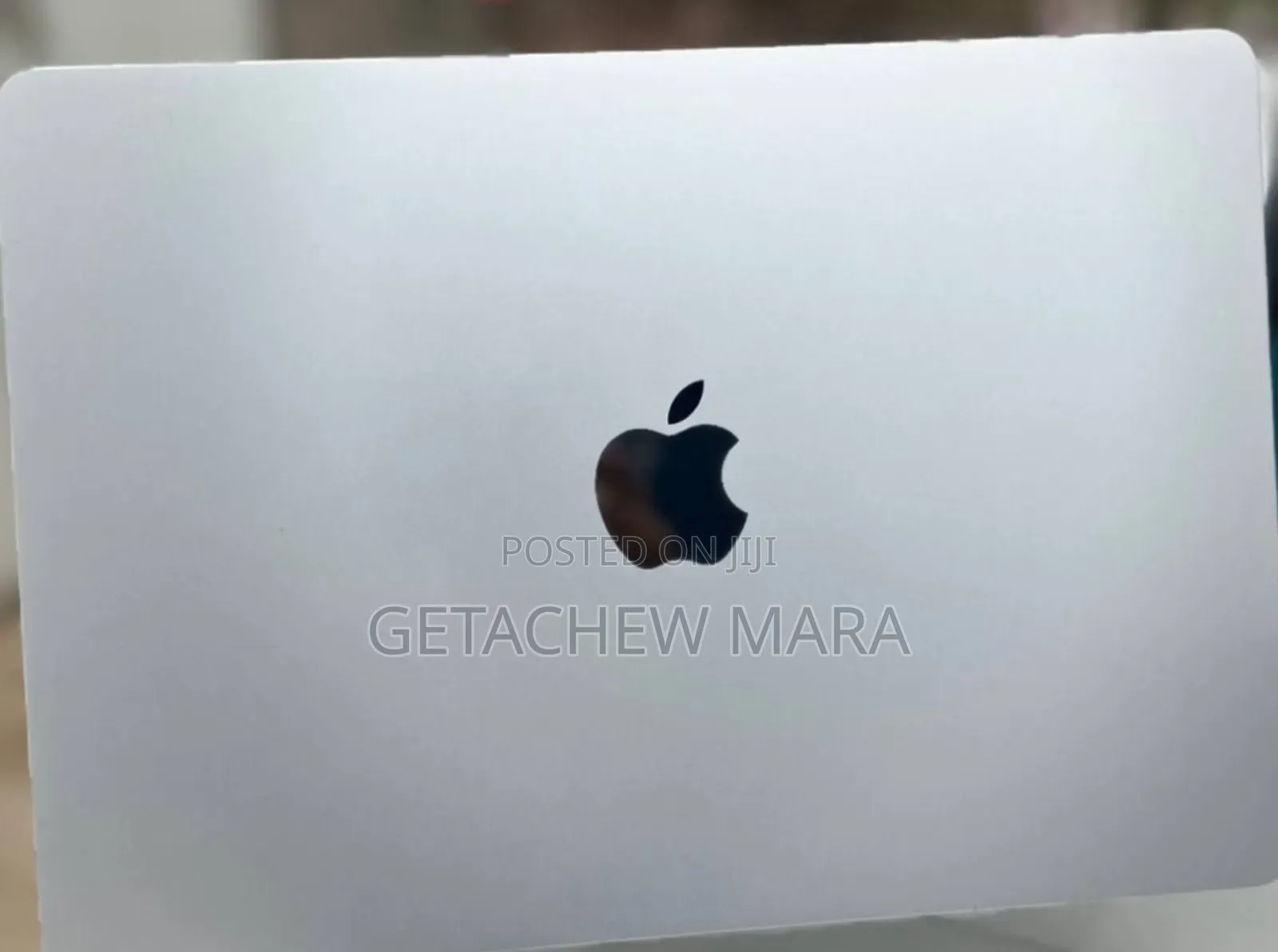 New Laptop Apple MacBook Air 2022 M2 8GB Intel Core I7 SSD 256GB