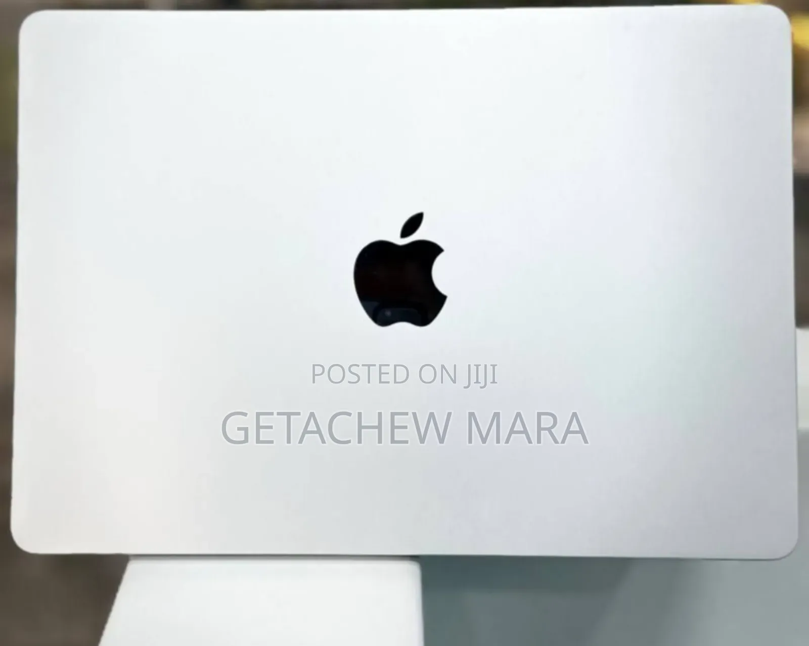 New Laptop Apple MacBook Air 2022 M2 8GB Intel Core I7 SSD 256GB