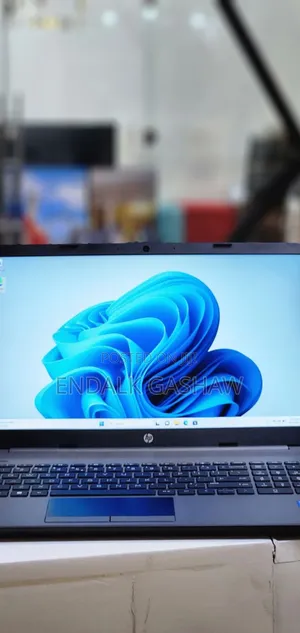 New Laptop HP Stream Notebook 16GB Intel Core I5 SSD 512GB