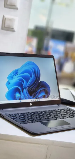 New Laptop HP Stream Notebook 16GB Intel Core I5 SSD 512GB