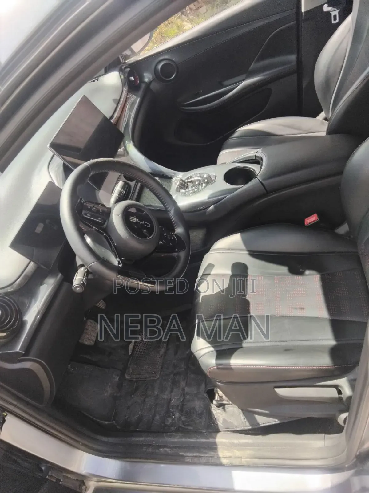 BYD E2 43 kWh 94 hp FWD 2024 Gray