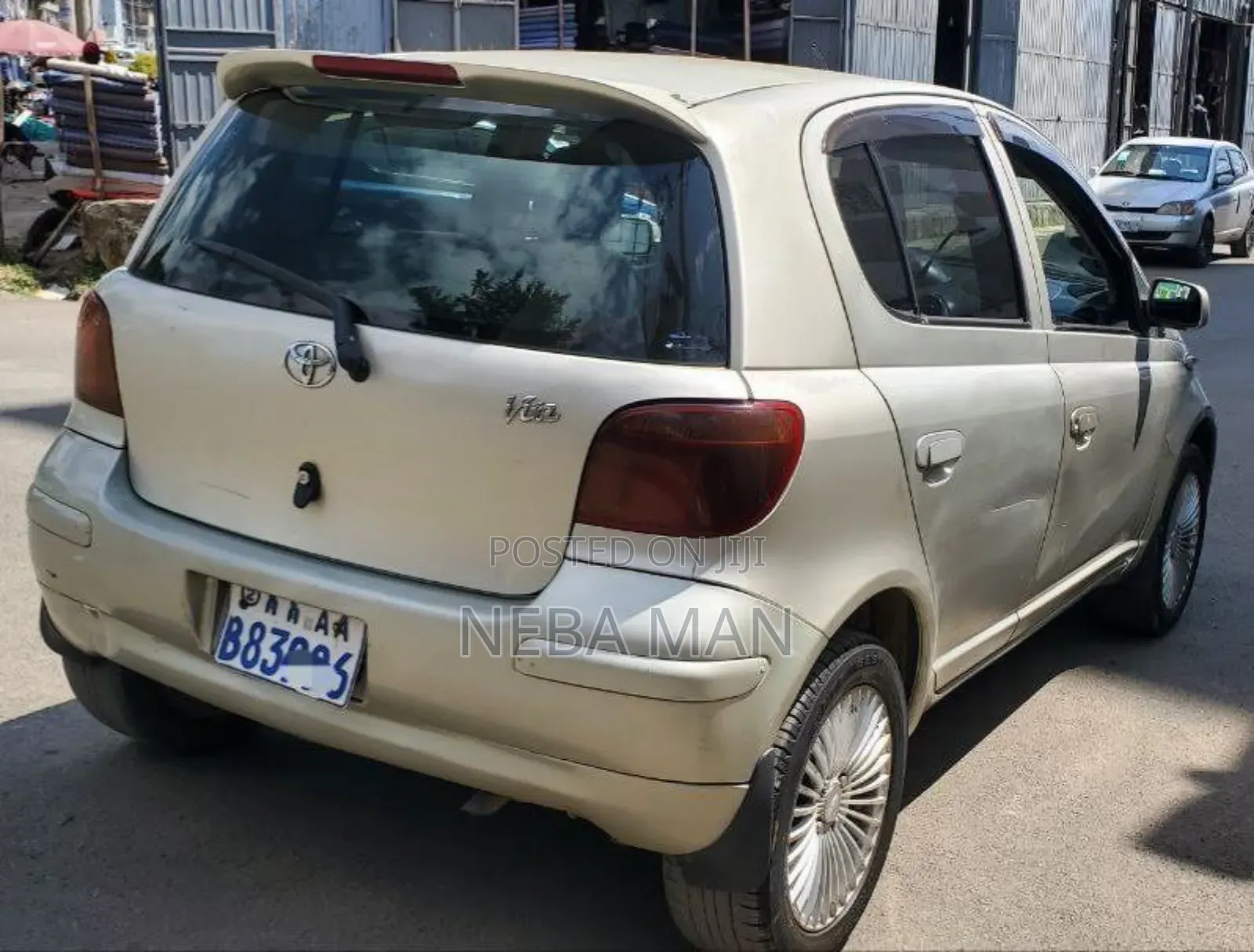 Toyota Vitz 2002 Gold