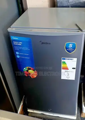  Midea Mini Refrigerator – Compact, Stylish Energy Efficient!
