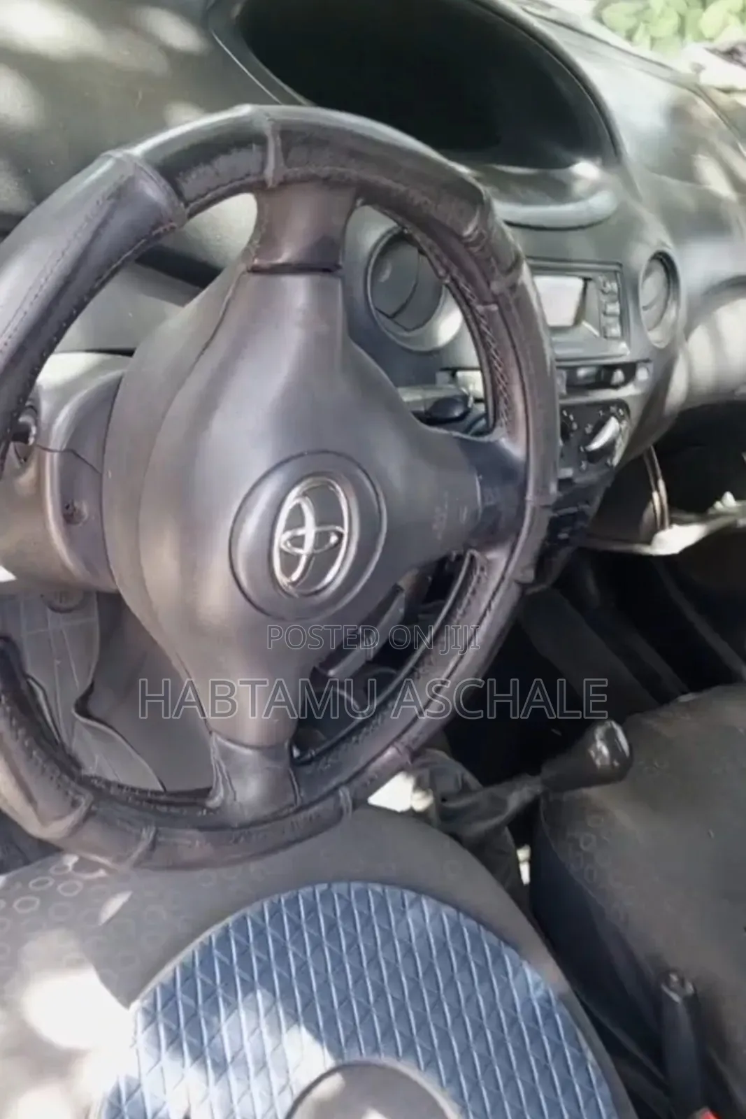 Toyota Vitz 2003 Blue