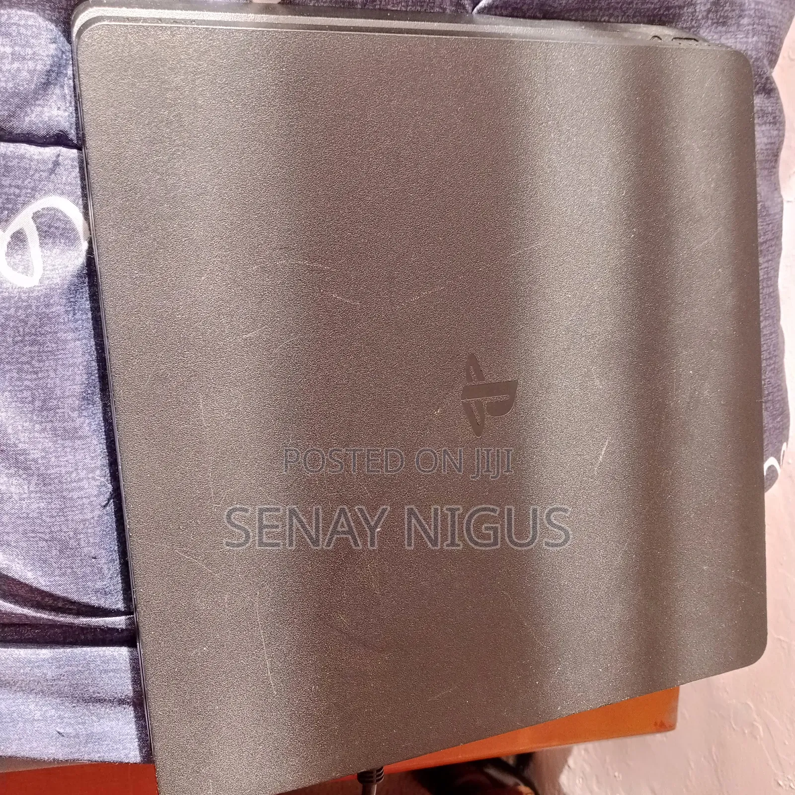 Sony Playstation 4 Slim