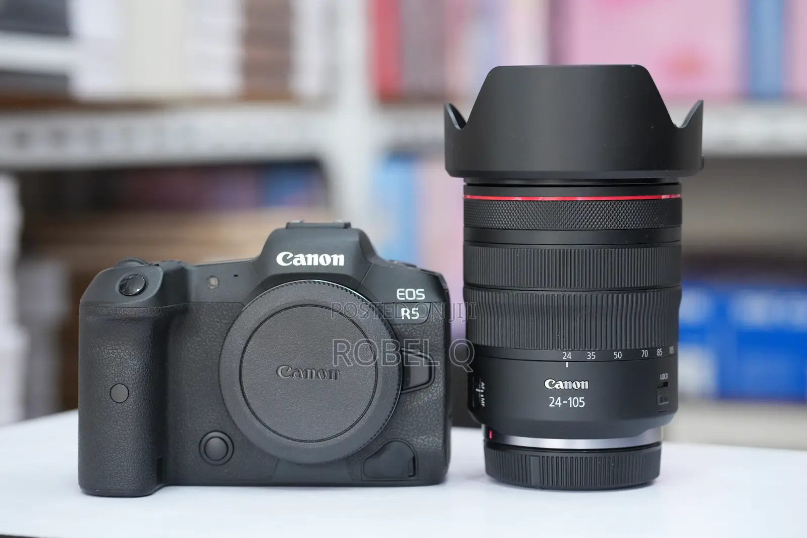 Canon Eos R5 With Lens 24-105mm Red Video