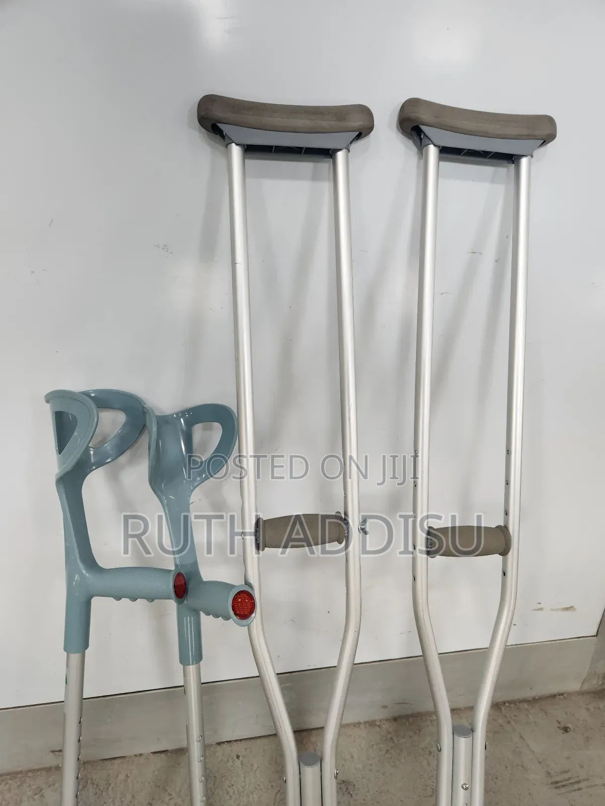 Axillary Crutches軍方brand New Crutches管理crutches鳵不crutches㠭不crutches