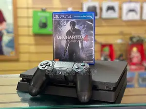 Photo - Original Playstation 4 Slim