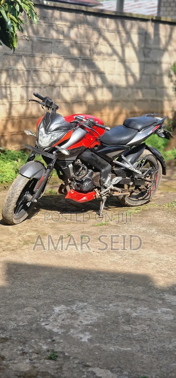 Bajaj Pulsar NS 200 2018 Red