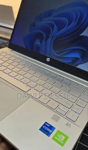 New Laptop HP 16GB Intel Core I7 SSD 1T