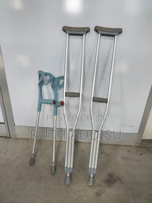 Elbow and Axillary Bilateral Crutches軟木crutches掱不crutches甦你crutches