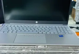 New Laptop HP Stream Notebook 16GB Intel Core I7 SSD 1T