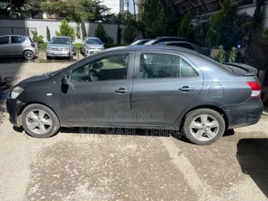 Toyota Yaris 1.3 2006