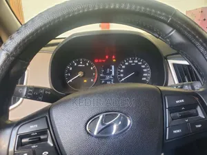 Photo - Hyundai Creta 2019 Gray